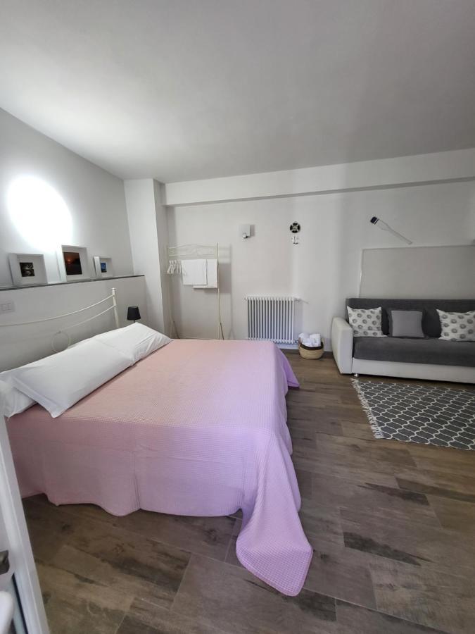 Residenza Solferino Apartment กอร์นิญา ภายนอก รูปภาพ