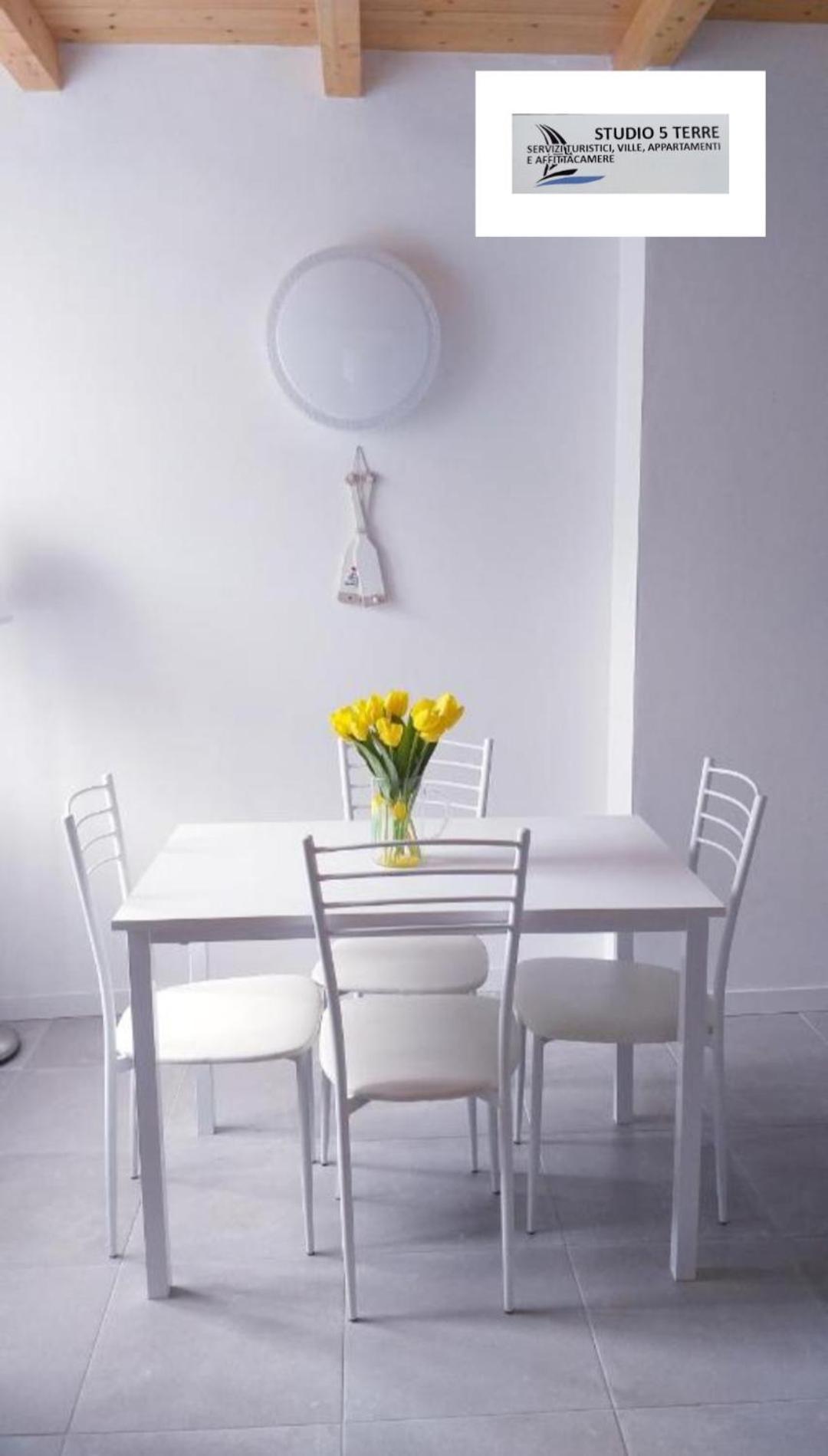 Residenza Solferino Apartment กอร์นิญา ภายนอก รูปภาพ